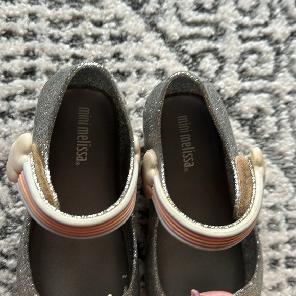 Mini Melissa unicorn shoes size 8 - Picture 2 of 3